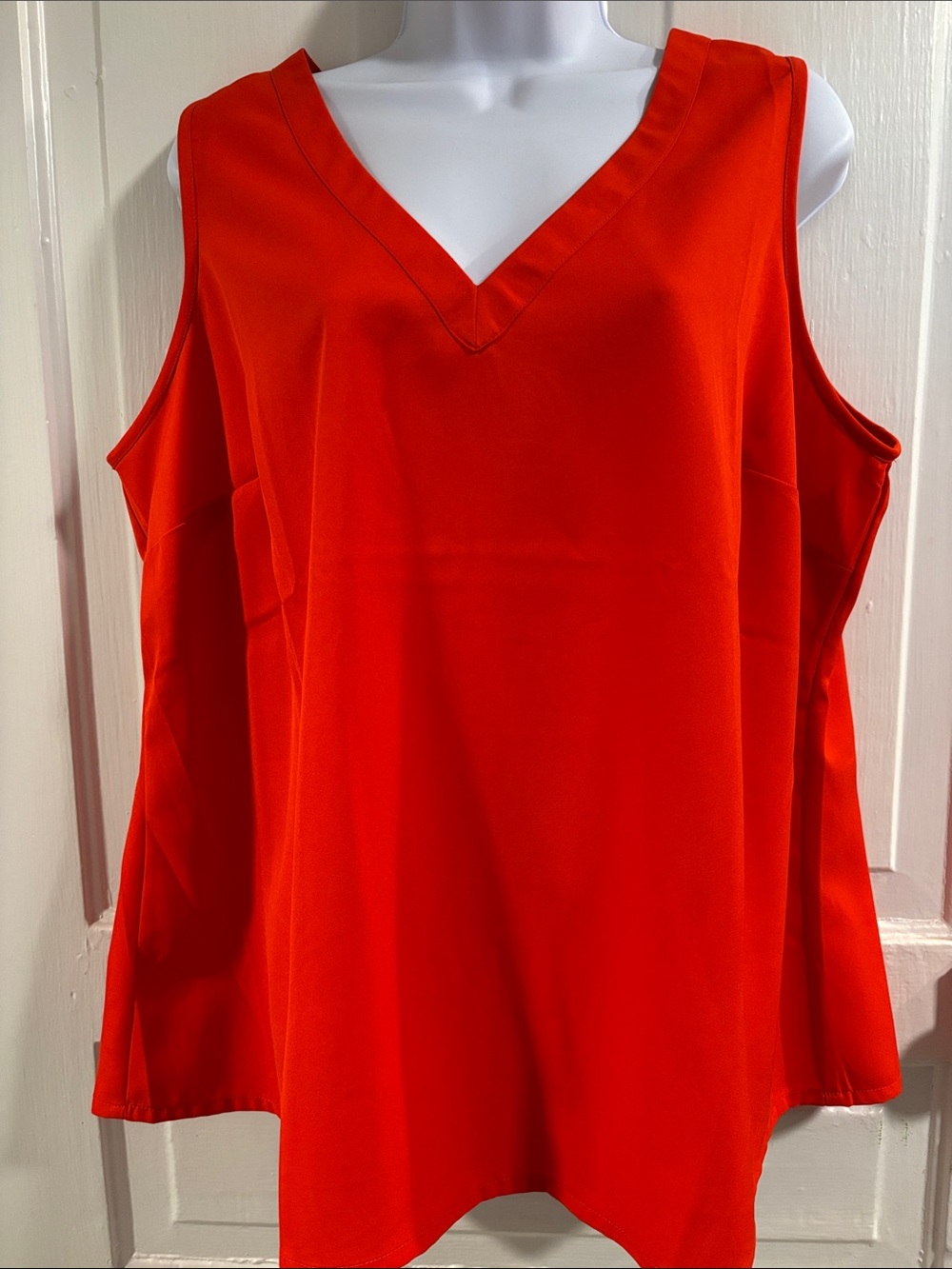 Capsule Women’s V-Neck Cold-Shoulder Top Size 16